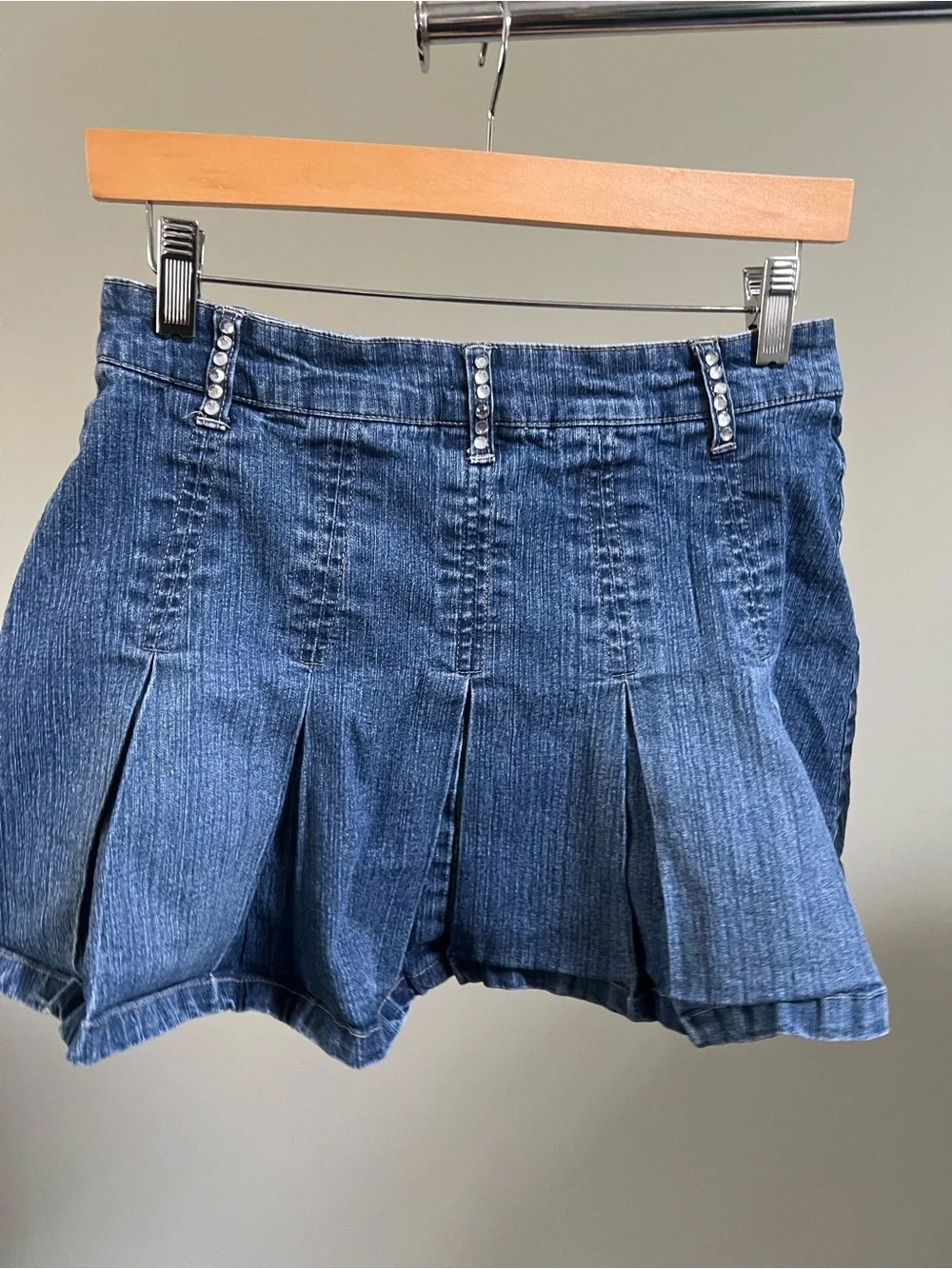 Arizona Jean Company Girls' Blue Pleated Denim Skort with Studded Belt Loops
